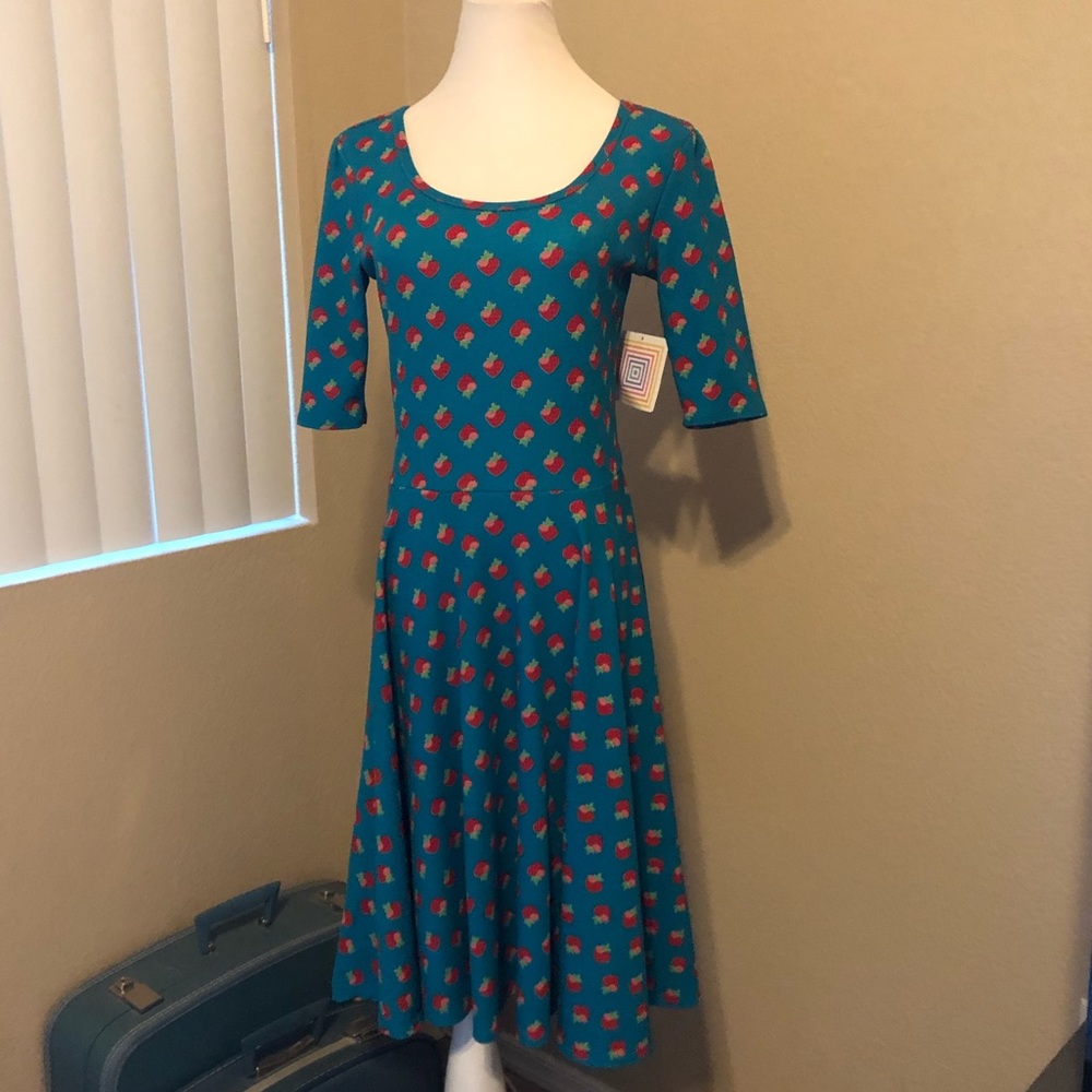 LuLaRoe Nicole dress teal with strawberries Small